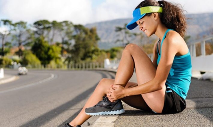 Chica lesionada