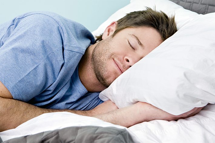 hombre durmiendo