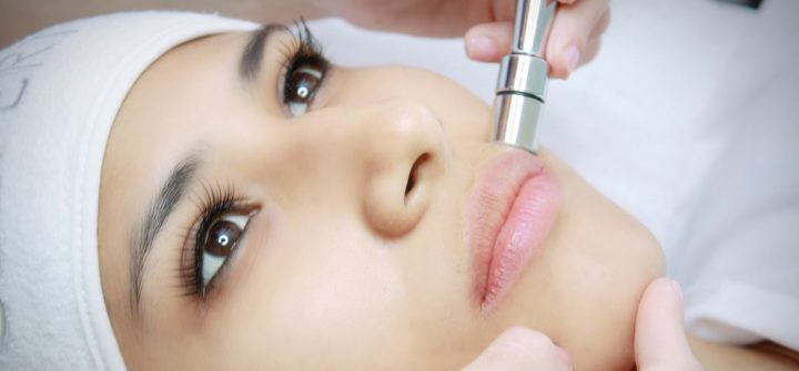 Microdermoabrasión y sus beneficios