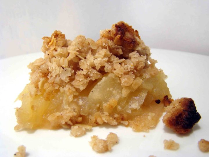 snacks de frutos secos con manzana