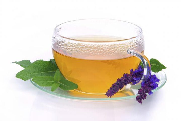 salvia para aliviar el dolor de garganta