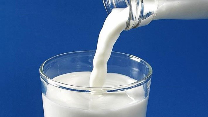 ¿La leche ayuda a dormir?