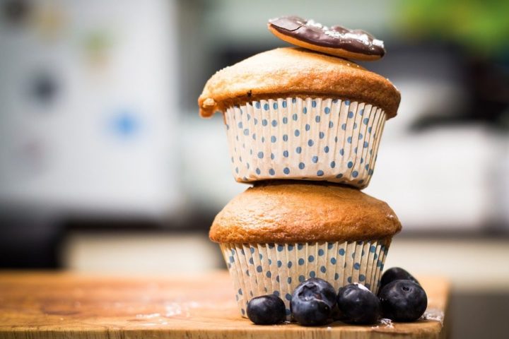 Muffin de arándano en microondas
