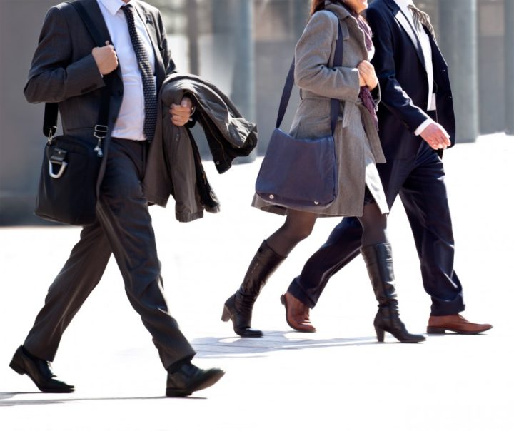 Caminar al trabajo te ayuda a quemar calorías
