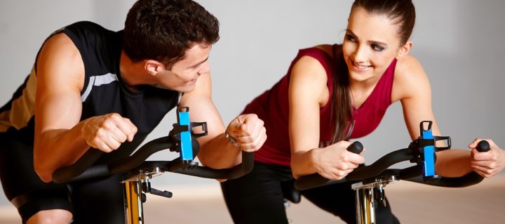 El ciclo indoor es una gran forma de mejorar tu rendimiento