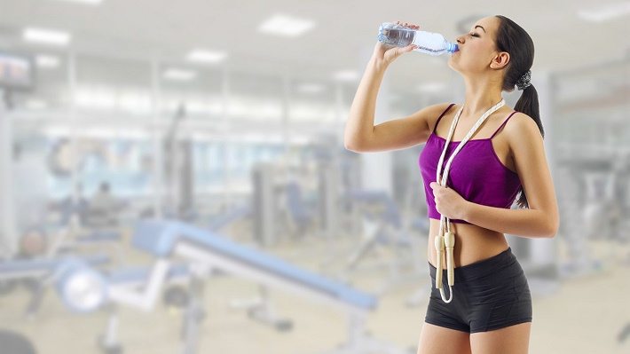 ¿Qué bebidas debo evitar antes de un entrenamiento?