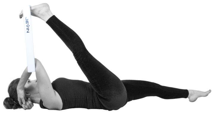 Pose de yoga para dormir más relajado