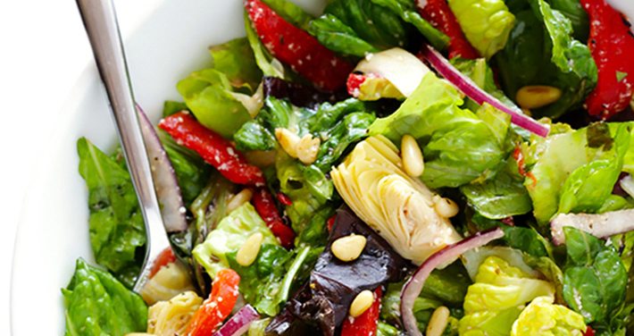 Preparación de ensalada especial