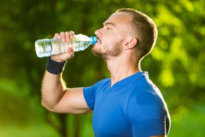 Hacer deporte de manera segura en verano