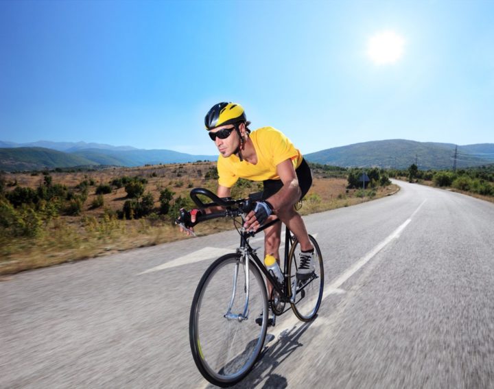 ¿Cómo perder grasa montando en bicicleta?