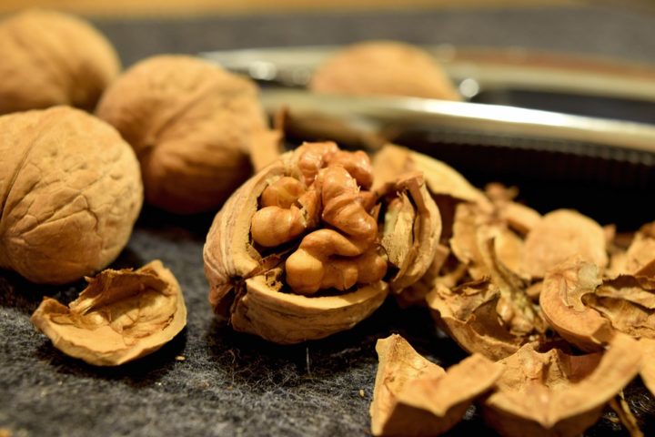 nueces para bajar niveles de colesterol
