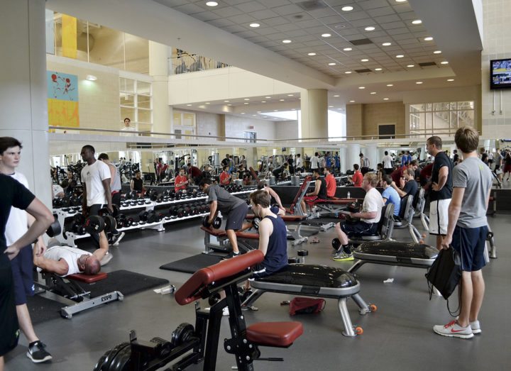 Cómo aprovechar las rutinas de entrenamiento con pesas