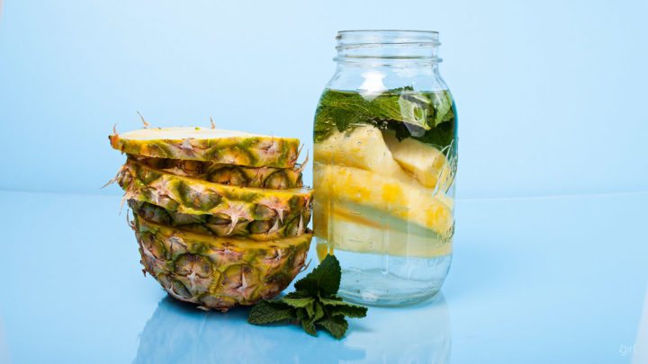 Receta con agua de sabor con piña