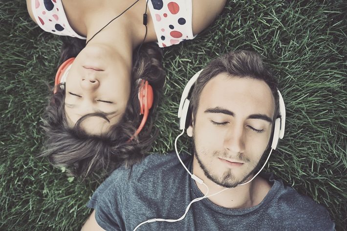 Beneficios para nuestra salud de escuchar música