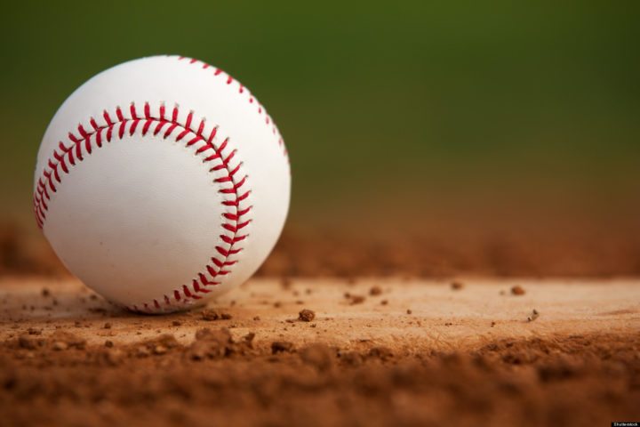 Usar pelotas de béisbol para estiramientos musculares
