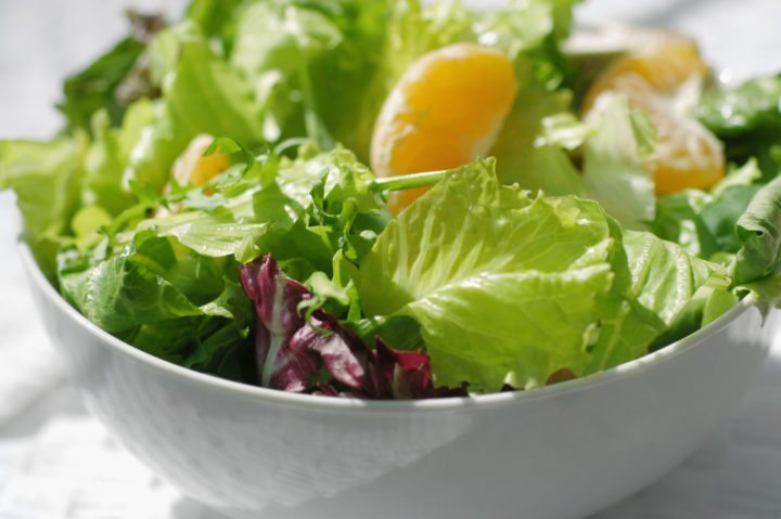 Vegetales de hojas verdes para potenciar tu rendimiento sexual