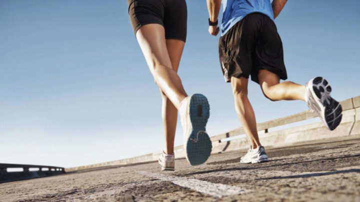 Hacer running con un amigo