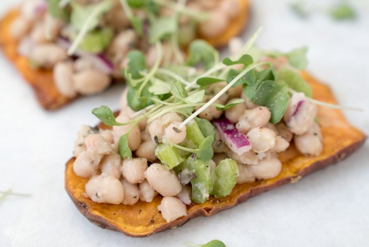 Disfrutar de boniatos con frijoles