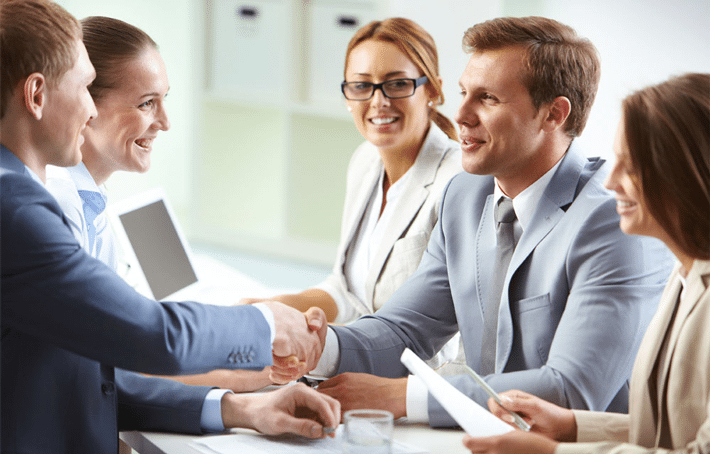 ¿Cómo destacar en tu trabajo?