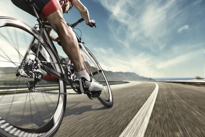 Cómo evitar tener agujetas en el ciclismo