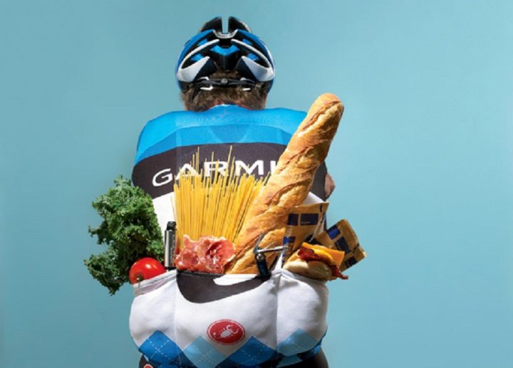 Cómo alimentarnos antes de un entrenamiento de ciclismo