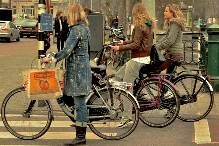 Cómo evitar la exposición a la polución montando en bicicleta