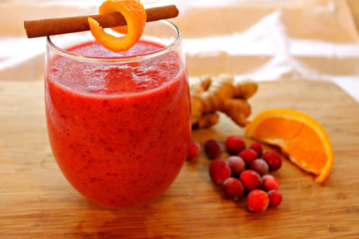 Smoothie de naranja y arándanos para el invierno