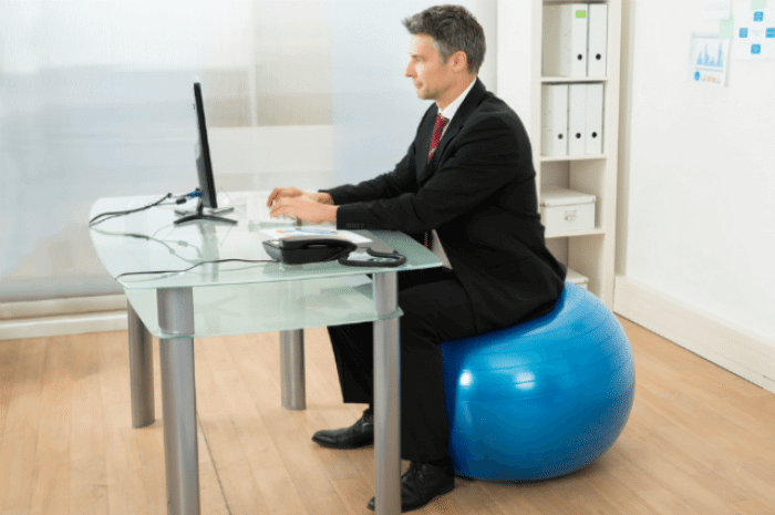 Ejercita tu core desde tu oficina