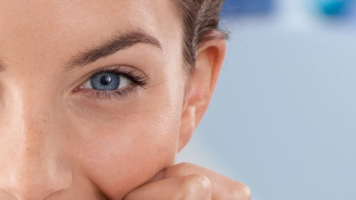 Pestañear para prevenir la vista cansada