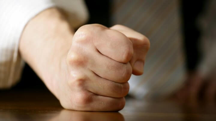 Consecuencias de ser negativo en el trabajo
