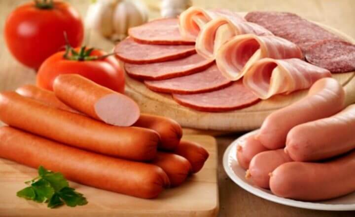 La carne procesada puede causar migraña
