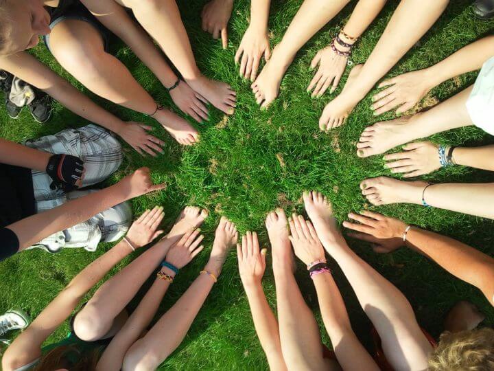 Rodearte de gente positiva para mejorar tu vida