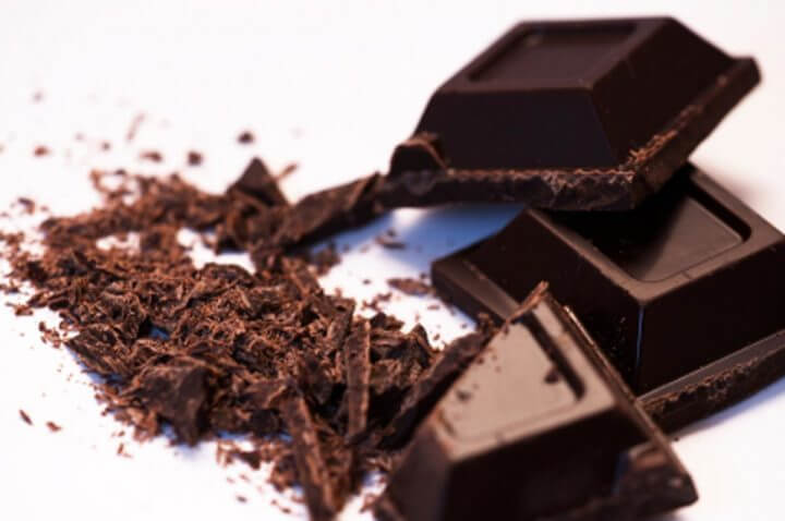 El chocolate negro puro está libre de azúcar