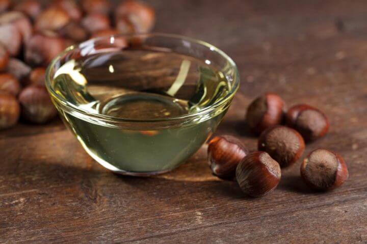 La vitamina E en el aceite de avellana