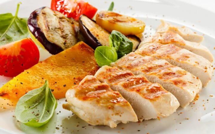 ¿Cómo seguir una dieta alta en proteína?