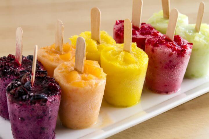 Disfruta de un helado de frutas casero este verano