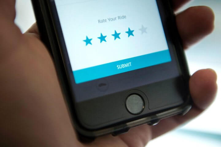 Puntuación minima de Uber para ser aceptado como conductor