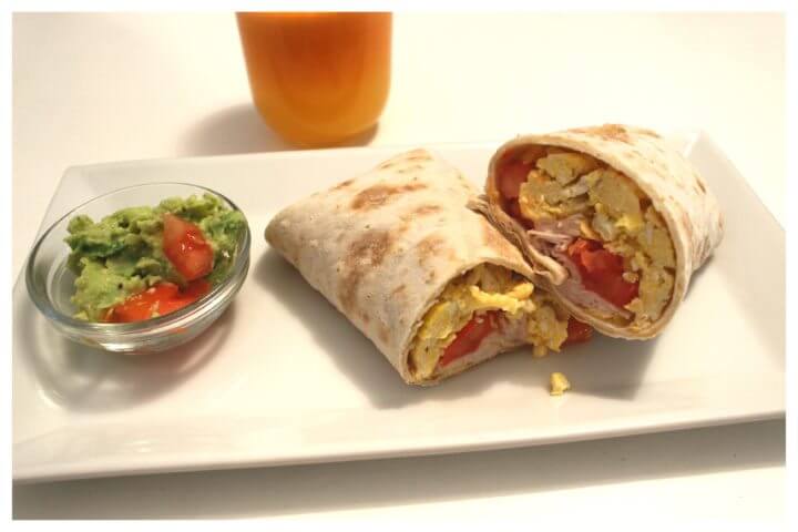 Burrito con huevo y guacamole