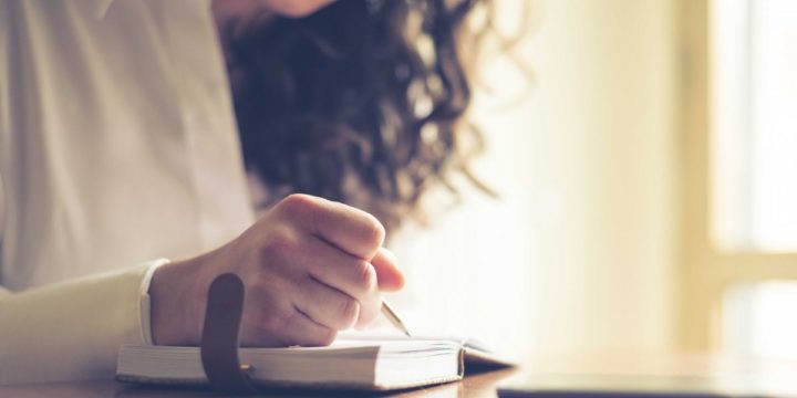 Anotar tus ideas fomenta tu inteligencia