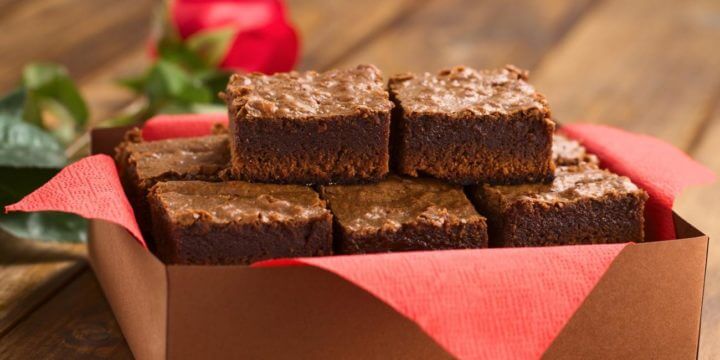 brownies de chía para satisfacer el antojo sanamente