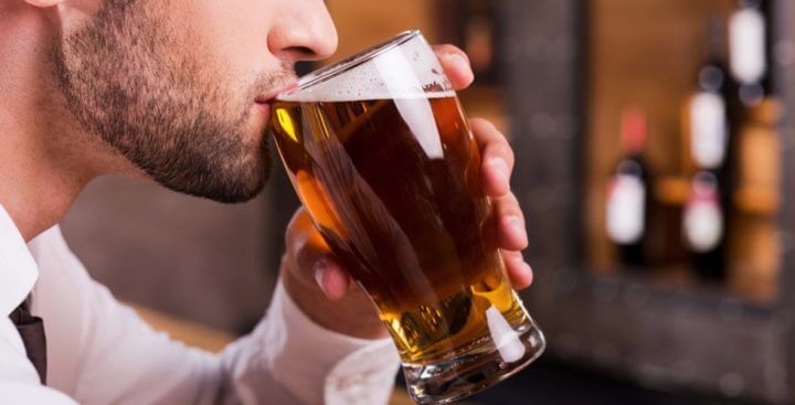presión sobre el hígado al tomar alcohol después de entrenar