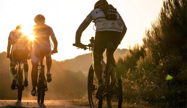 Guía para dar consejos a alguien que quiere practicar ciclismo