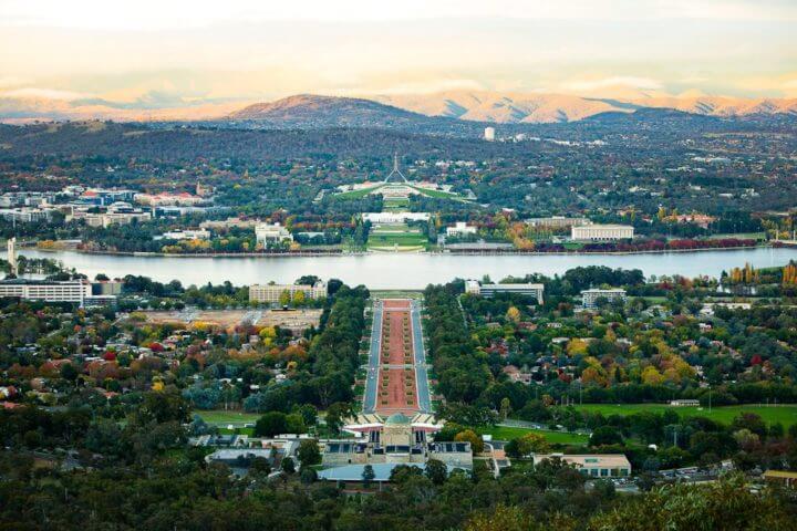 Visitar la ciudad de Canberra