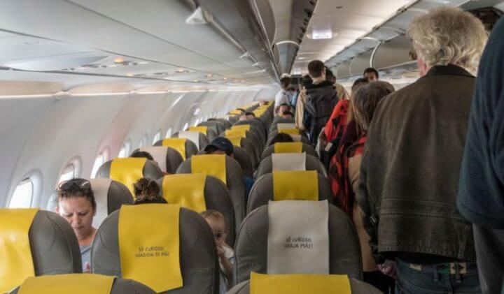 Normas de cortesía en un avión
