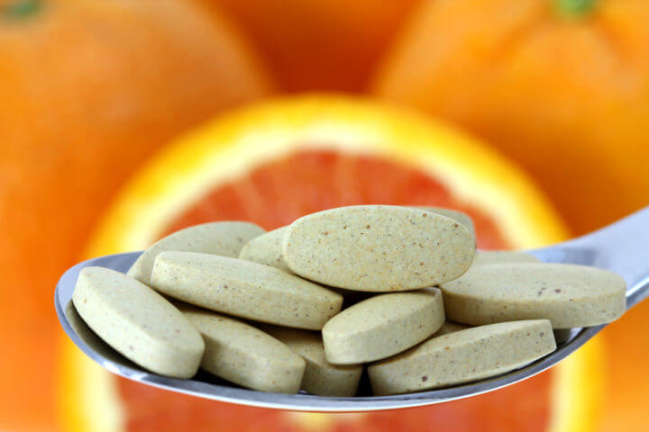 Síntomas de ingerir demasiada vitamina C