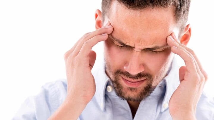 Aliviar dolor de cabeza con ejercicios rápidos