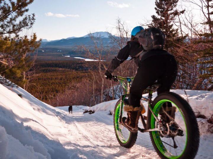 ¿Qué hacen los ciclistas durante el invierno?