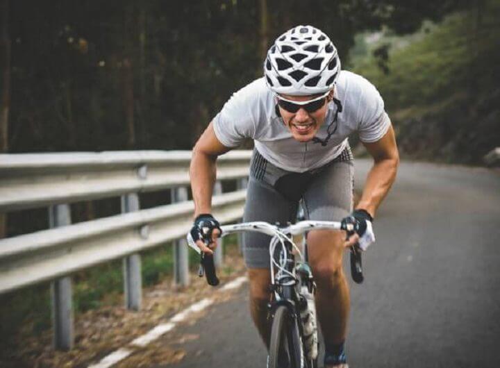 Practicar la atención plena para mejorar en ciclismo