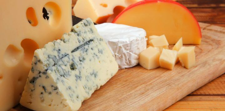 La tiramina del queso puede causar migrañas