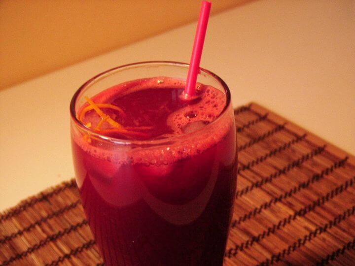 Cómo crear una bebida energética casera